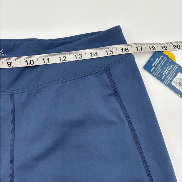 Huk Reel On Performance Leggings Women's XL Blue Fishing Athletic NWT $80 - Picture 9 of 10